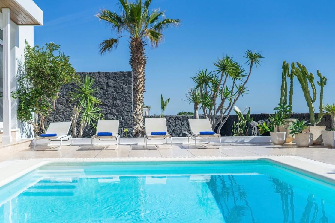 Villa Dois Mares פוארטו קאלרו מראה חיצוני תמונה